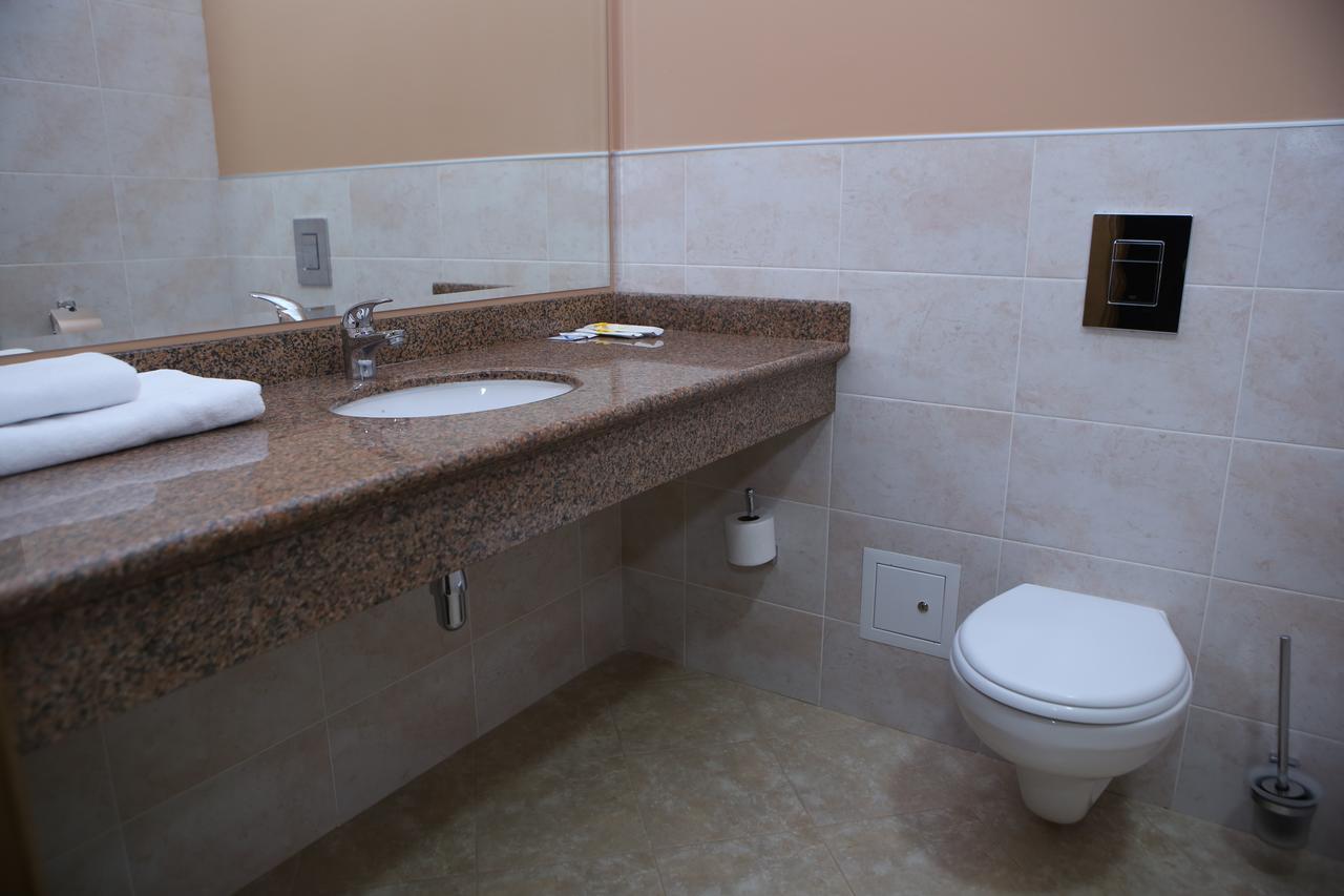 Hotel Aner Astana Zewnętrze zdjęcie