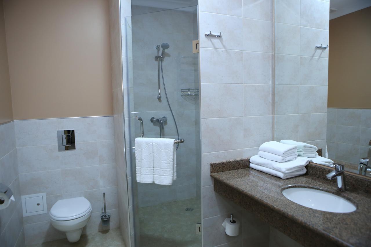 Hotel Aner Astana Zewnętrze zdjęcie